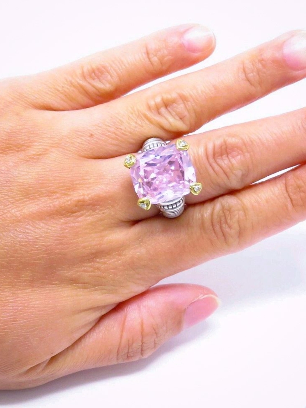 Judith Ripka Lavender-Pink Cushion-Cut Two-Tone Cocktail Ring!!! NEW!!!